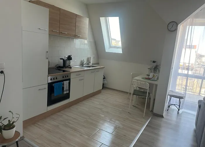 Ueber Den Daechern Von Halle Appartement *