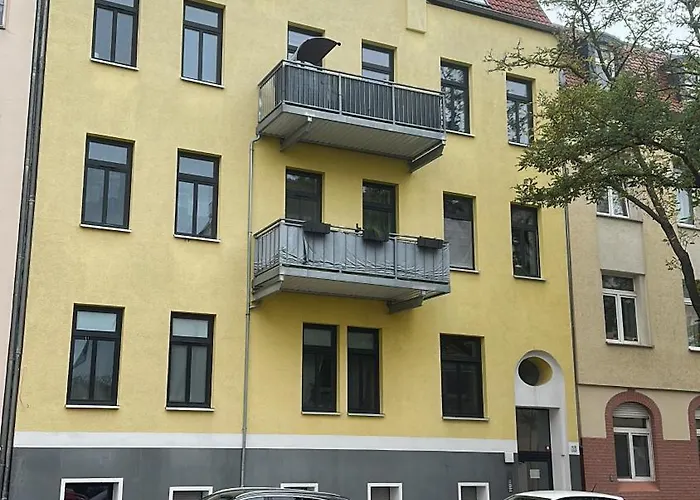 Ueber Den Daechern Von Halle *