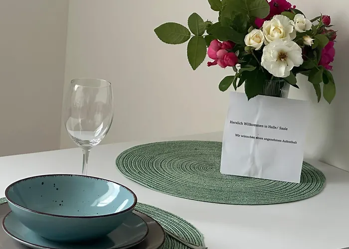 Ueber Den Daechern Von Halle *