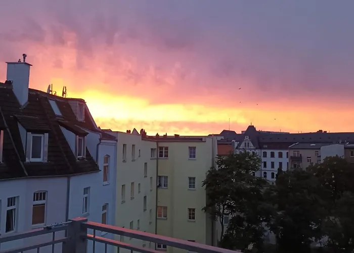 Ueber Den Daechern Von Halle *